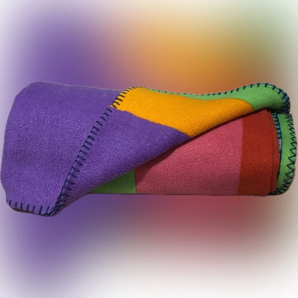 NWOT 🦋💜 Colorful Striped Blanket 🧵💥